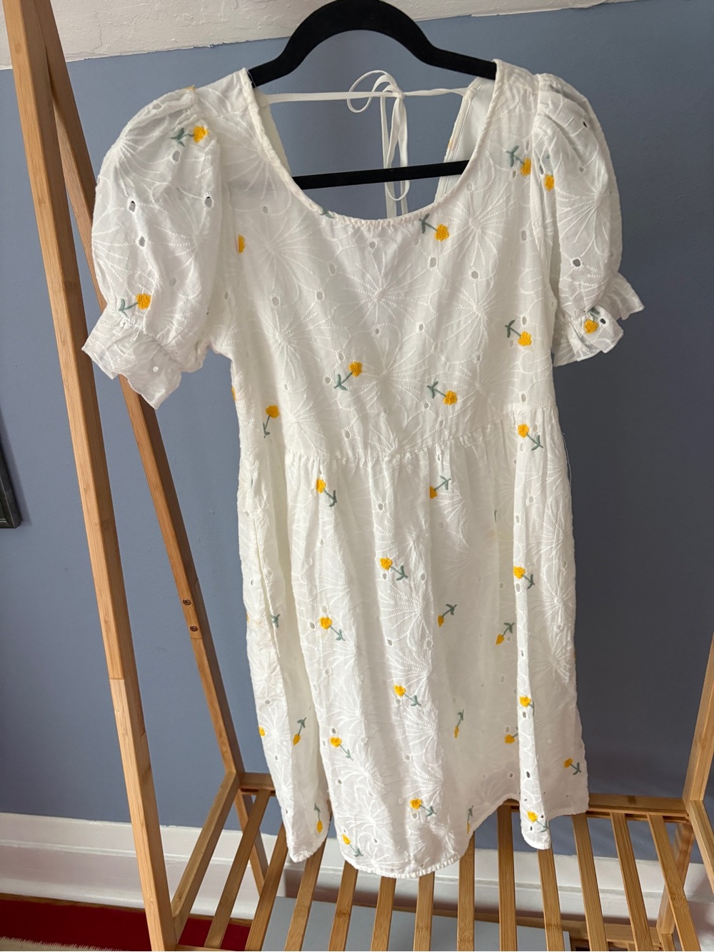 MELLODAY White Eyelet Mini Dress with Yellow Floral Embroidery